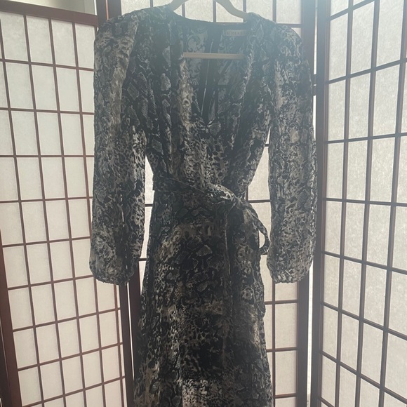 NWT Alice + Olivia Snakeprint dress - Picture 4 of 6